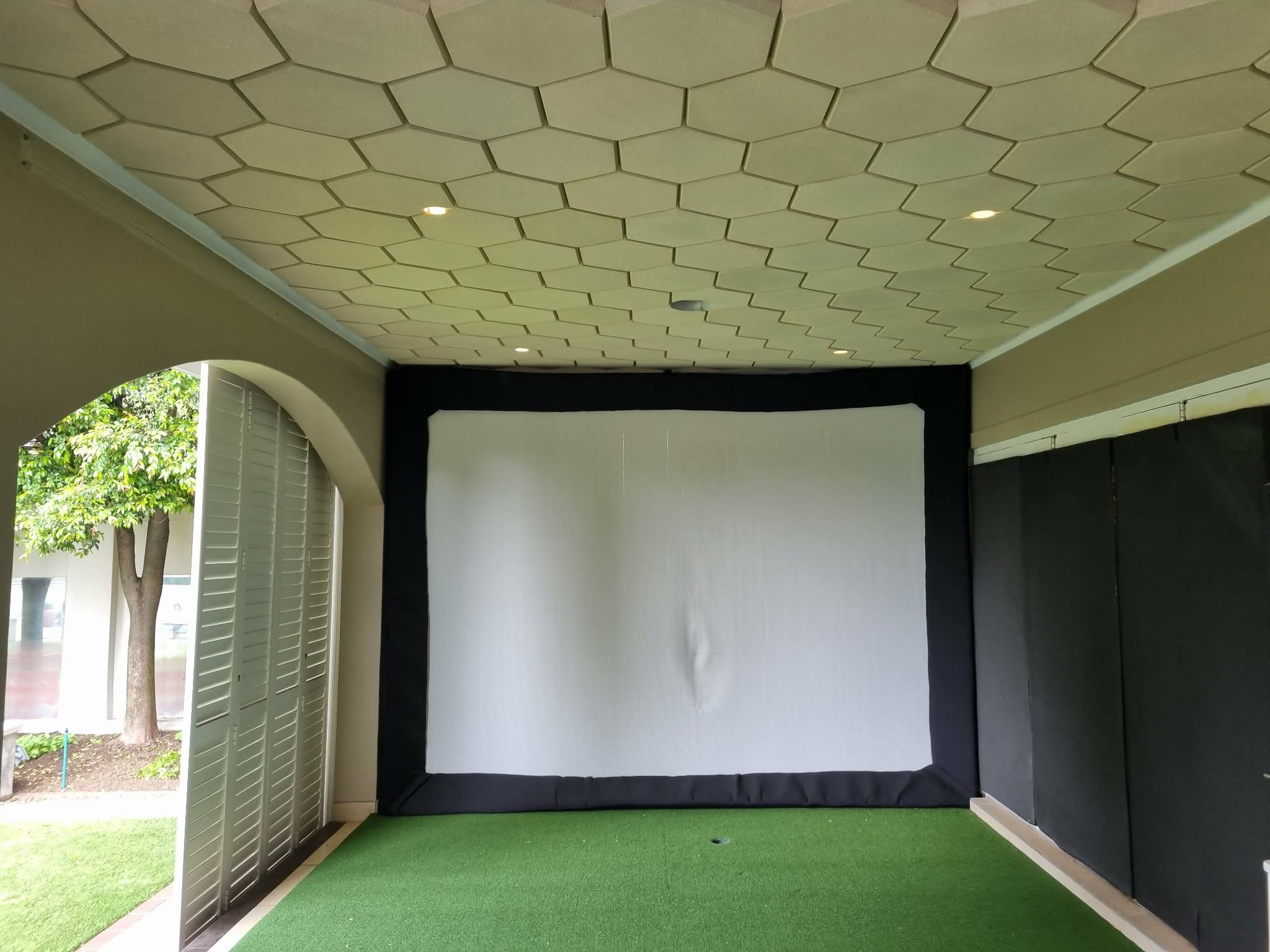 golf simulator room acoustics 3
